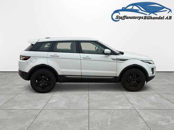Land Rover Range Rover Evoque 4 of 5