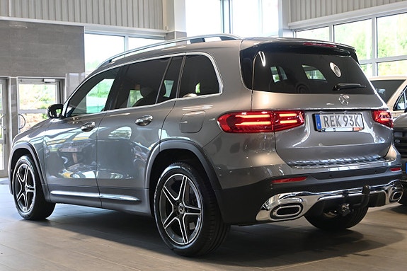 Mercedes-Benz GLB220 d 3 of 23