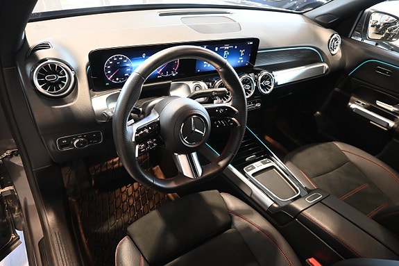 Mercedes-Benz GLB220 d 7 of 23