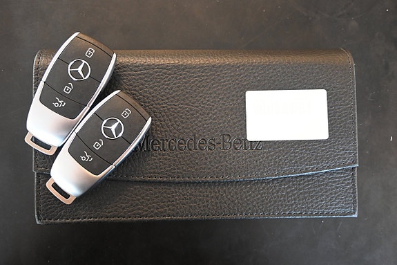 Mercedes-Benz GLB220 d 23 of 23