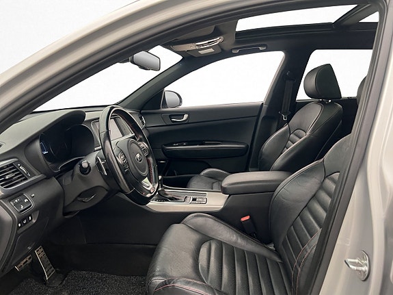 Kia Optima 13 of 30