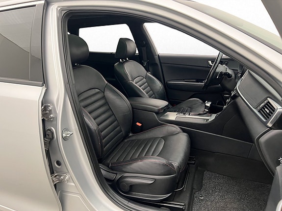 Kia Optima 17 of 30