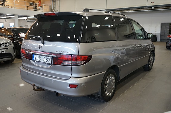 Toyota Previa 4 of 5