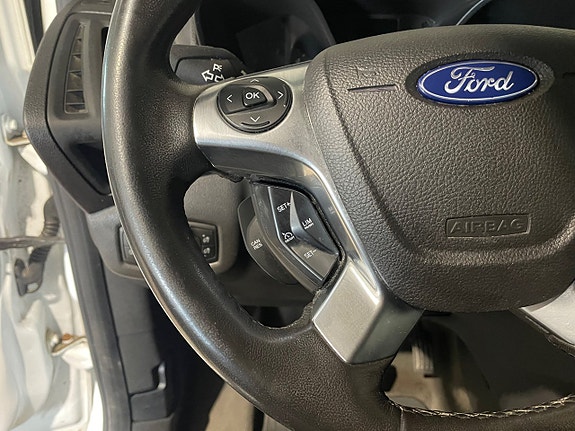 Ford Transit Connect 14 of 21