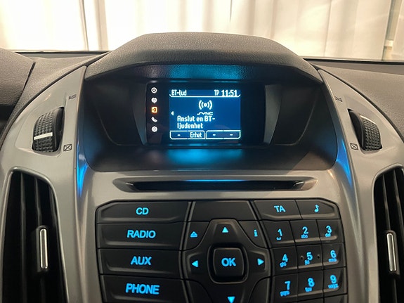 Ford Transit Connect 17 of 21