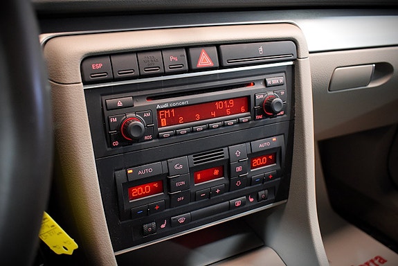 Audi A4 8 of 19