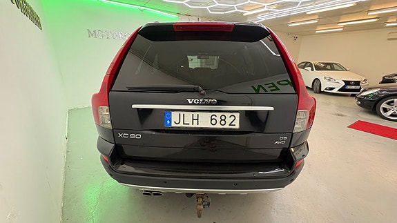 Volvo XC90 11 of 20