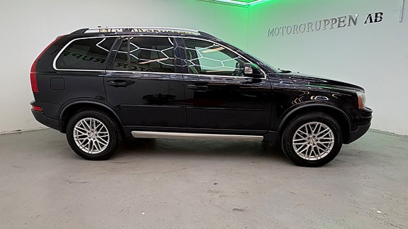 Volvo XC90 4 of 5