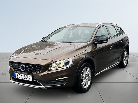 Volvo V60 Cross Country 16 of 18
