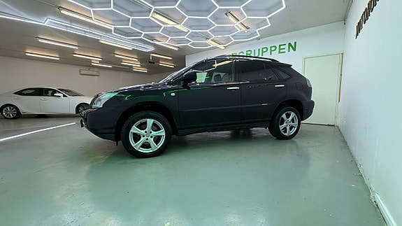 Lexus RX400h 8 of 22