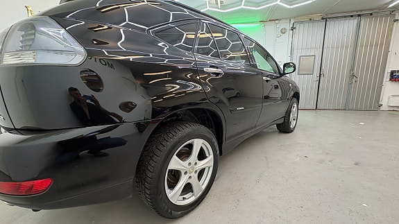 Lexus RX400h 12 of 22