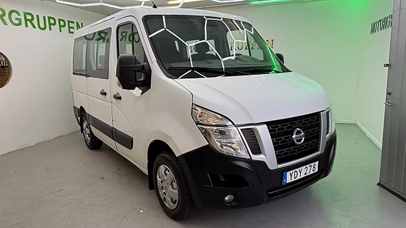 Nissan NV400 5 of 5