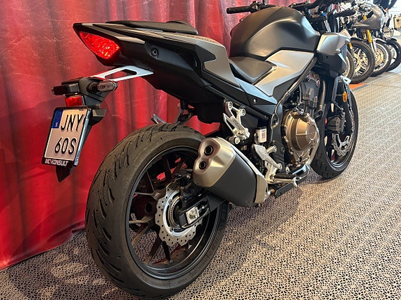 Honda CB500F 4 of 5