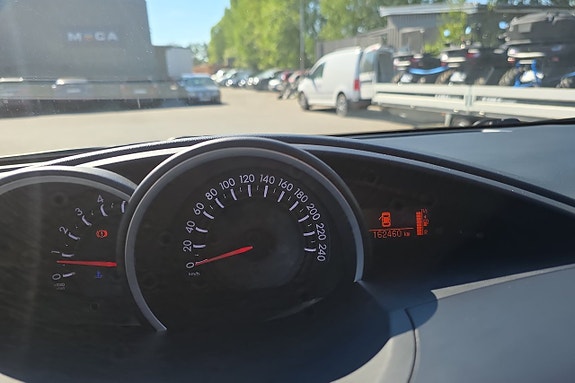 Toyota Verso 15 of 15