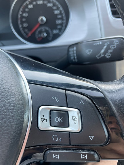 Volkswagen Golf VII 9 of 14