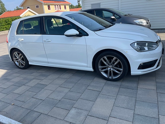 Volkswagen Golf VII 4 of 5