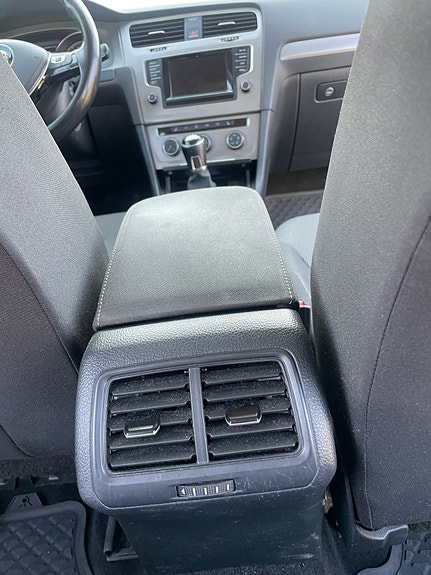 Volkswagen Golf VII 11 of 14