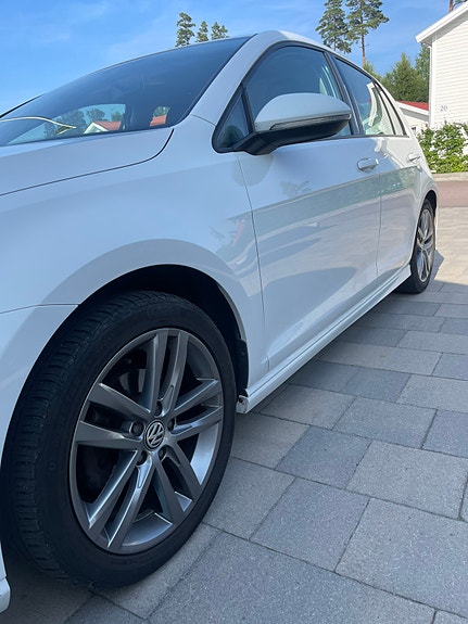 Volkswagen Golf VII 12 of 14