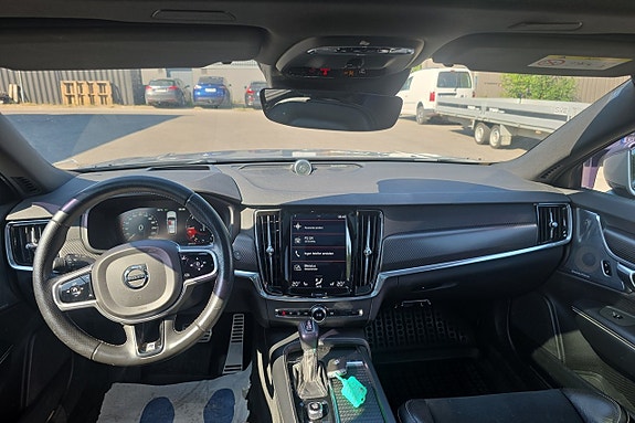 Volvo V90 10 of 18