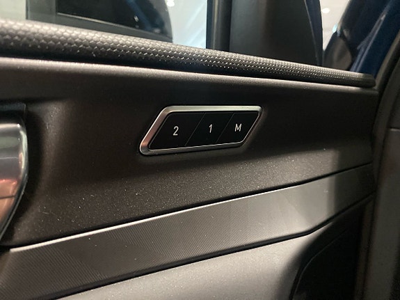 Lynk & Co 01 17 of 18
