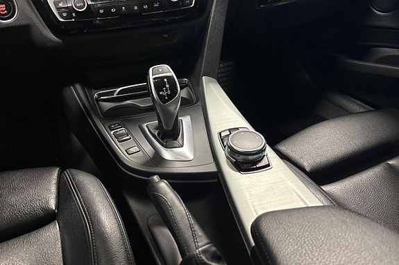 BMW 330d 13 of 24