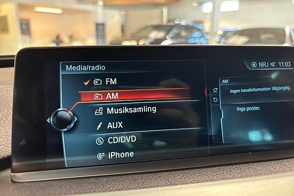 BMW 330d 19 of 24