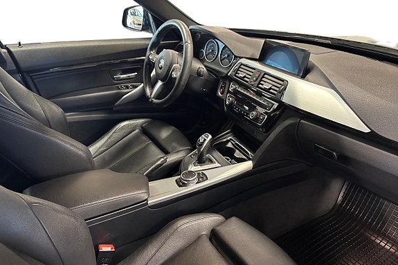 BMW 330d 11 of 24