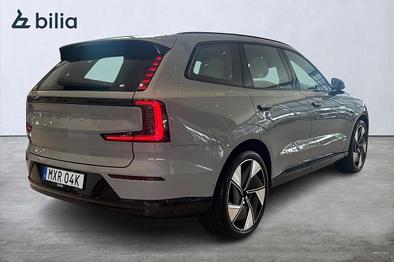 Volvo EX90 19 of 27