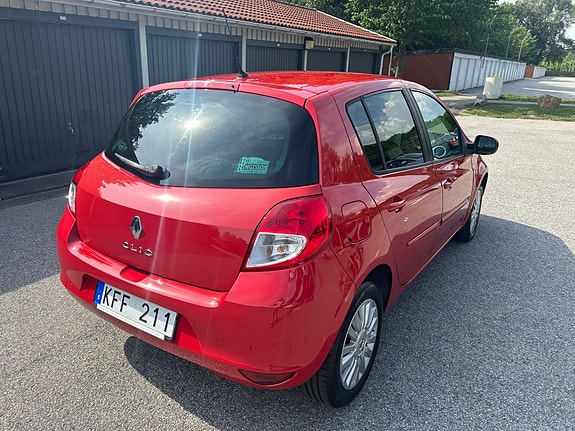 Renault Clio 4 of 18