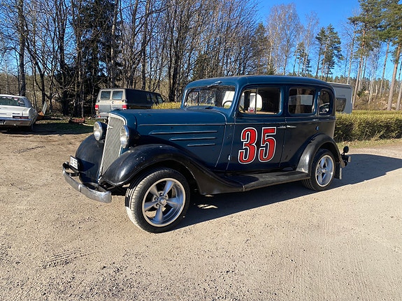 Chevrolet Master DeLuxe 4 of 5