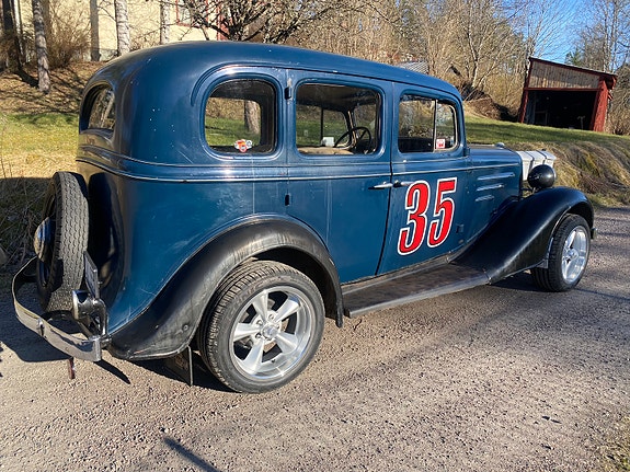 Chevrolet Master DeLuxe 3 of 5