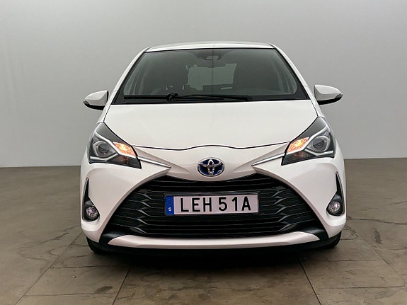 Toyota Yaris 9 of 22