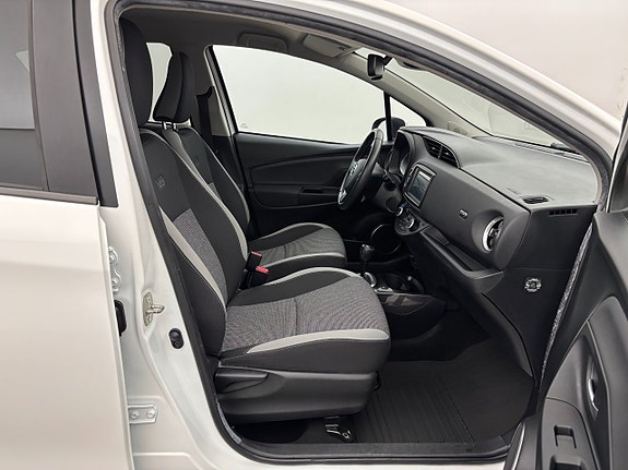 Toyota Yaris 21 of 22