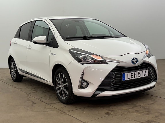 Toyota Yaris 8 of 22