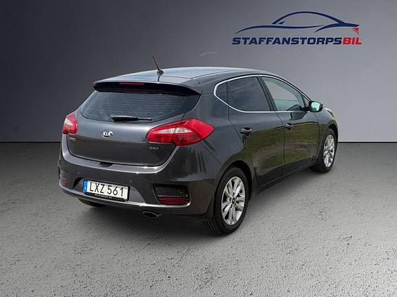 Kia Ceed 4 of 13