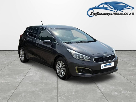 Kia Ceed 3 of 5