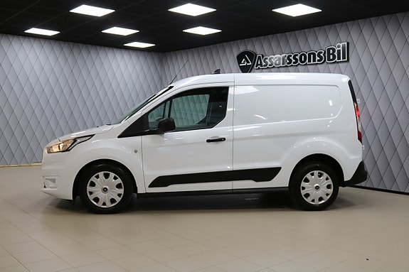 Ford Transit Connect 3 of 5
