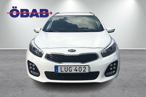 Kia Ceed 2 of 12