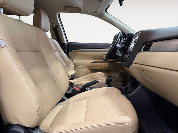 Mitsubishi Outlander 15 of 22