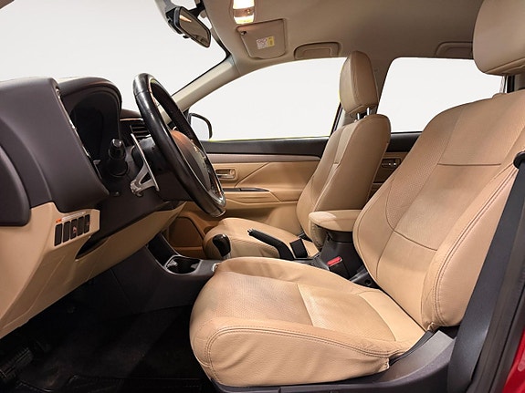 Mitsubishi Outlander 9 of 22