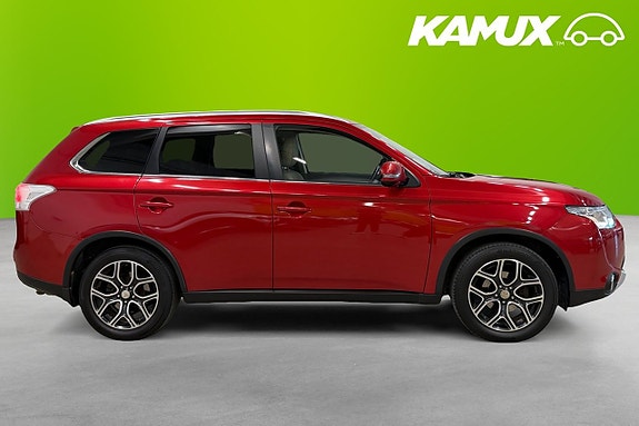 Mitsubishi Outlander 2 of 5
