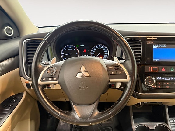 Mitsubishi Outlander 13 of 22