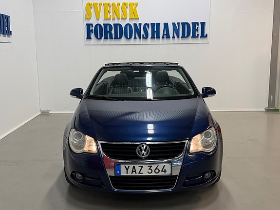 Volkswagen Eos 4 of 5