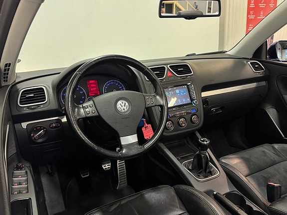 Volkswagen Eos 9 of 25