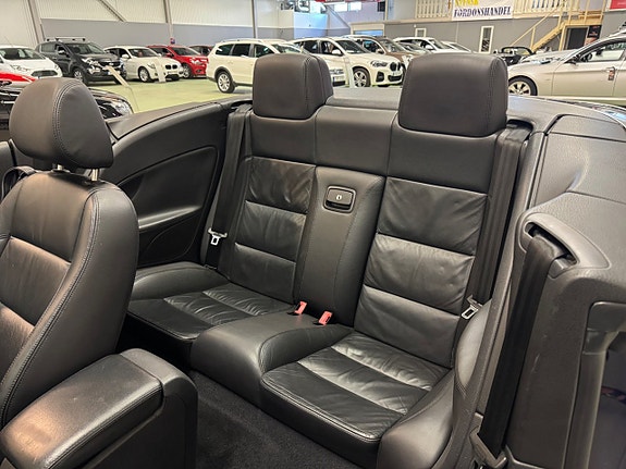 Volkswagen Eos 12 of 25
