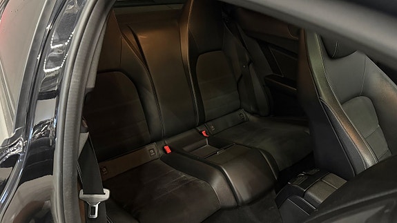 Mercedes-Benz C220 16 of 24