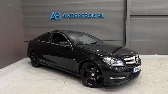 Mercedes-Benz C220 2 of 24