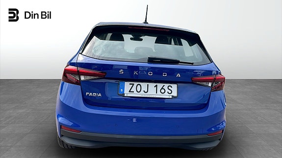 Skoda Fabia 5 of 5
