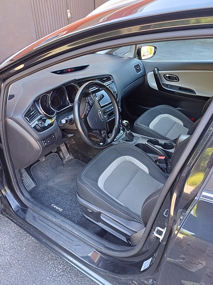 Kia Ceed 5 of 5