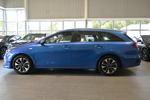 Kia Ceed 2 of 23